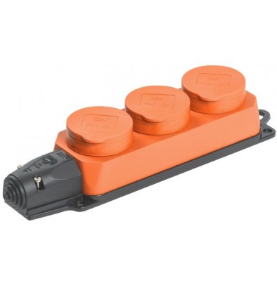 Розетка промышленная IEK PKR61-016-2-K09