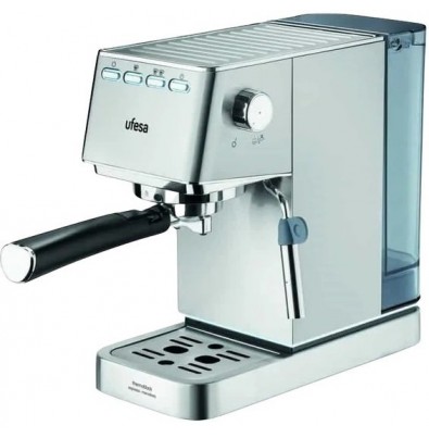 Рожковая помповая кофеварка Ufesa CE8020 Capri
